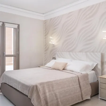 Esclusivo 2 Bedr, View, Garden, Parking, Grill Apartment