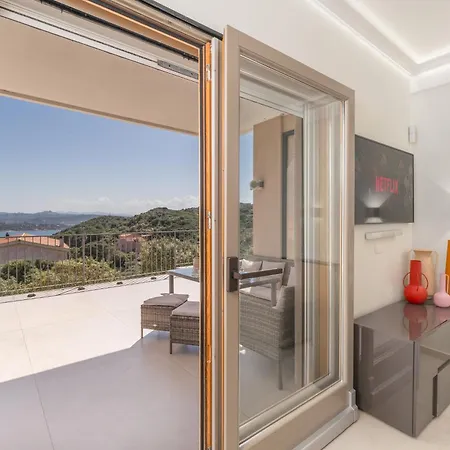 Esclusivo 2 Bedr, View, Garden, Parking, Grill